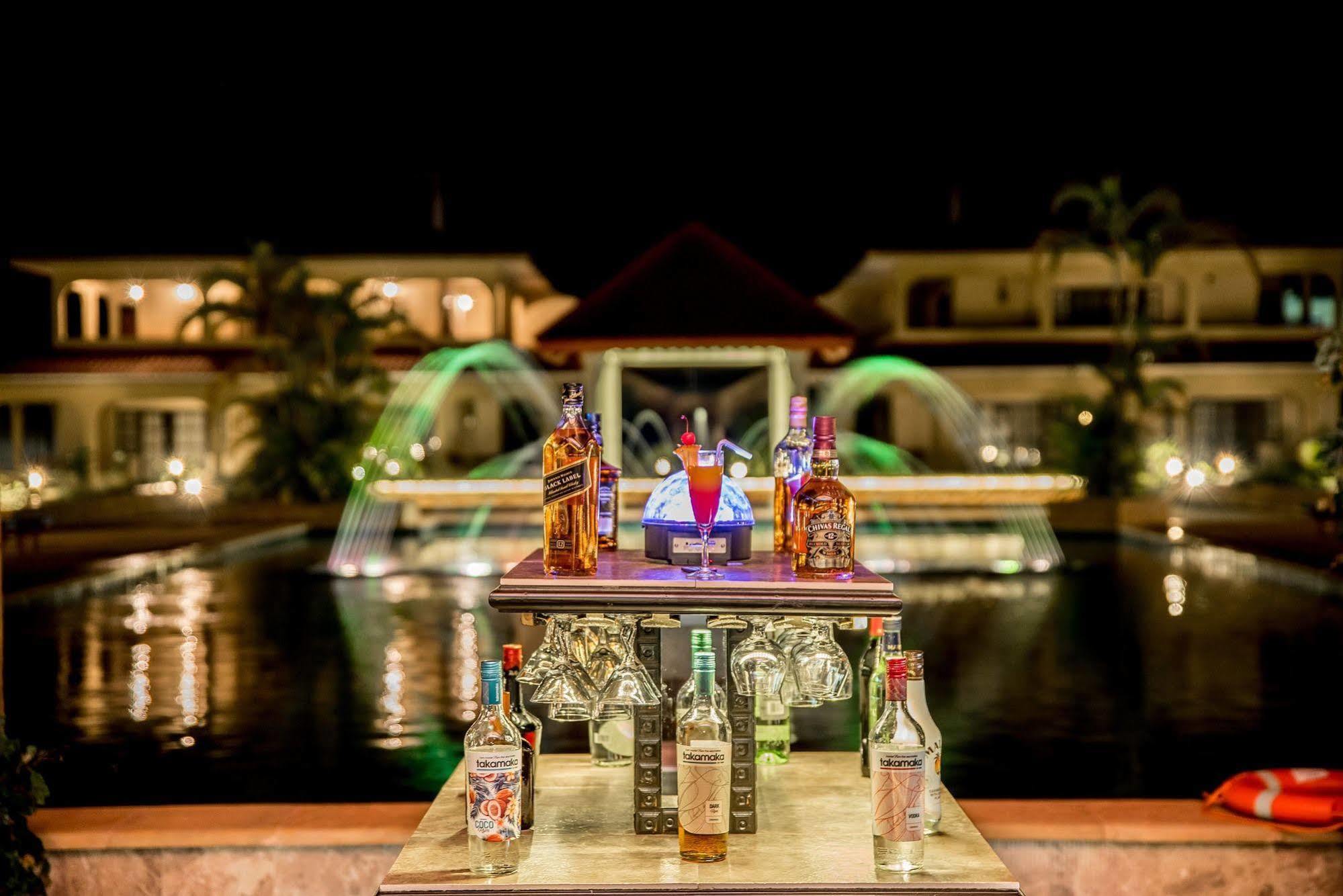 Oasis Hotel Restaurant & Spa Grand Anse  Ngoại thất bức ảnh